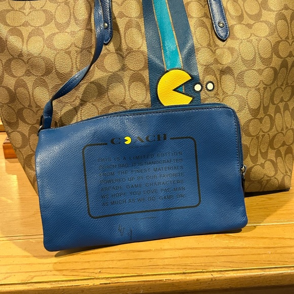 Coach Pac-Man Large Tote Reversible Coated Canvas Blue Stripe - Picture 2 of 12